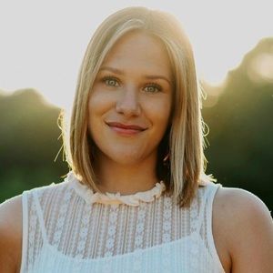 Meet your Posher, Reagan